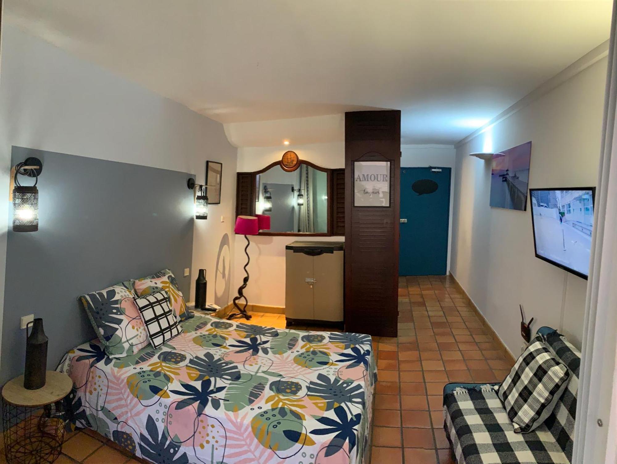 La Fraiche Rose Apartment La Trinite Bagian luar foto